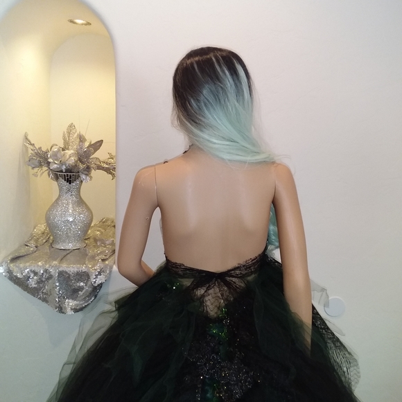 ESPERANZA Goth Black & Green Wedding Ballgown Set - Picture 14 of 14